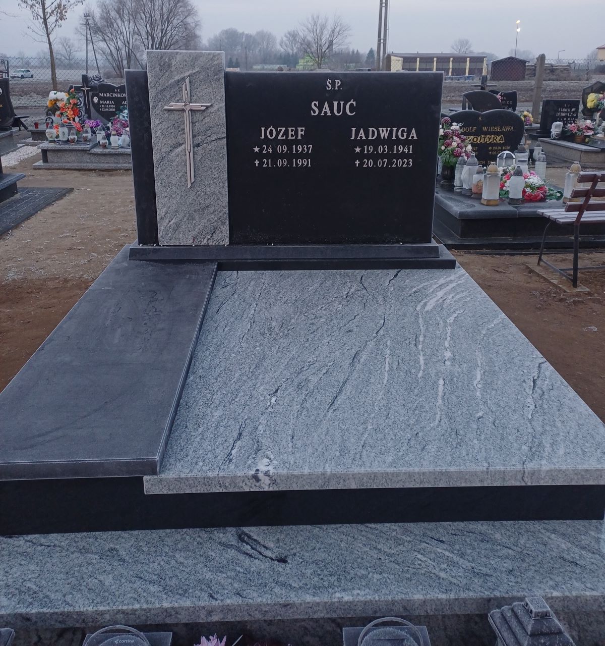 Grób Józef Sauć